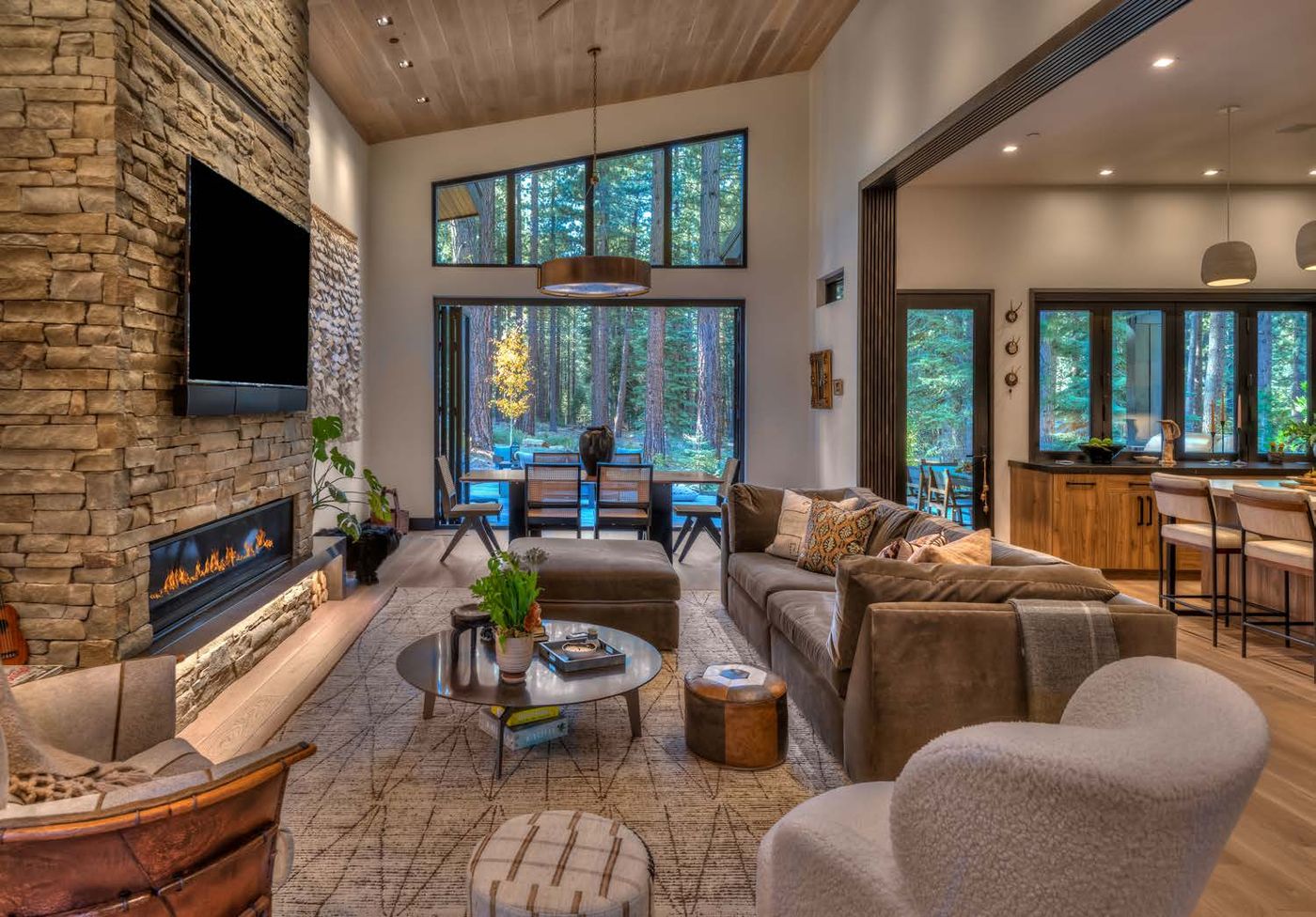 Developers and general contractors of the Lost Sierra Lost Sierra Homes